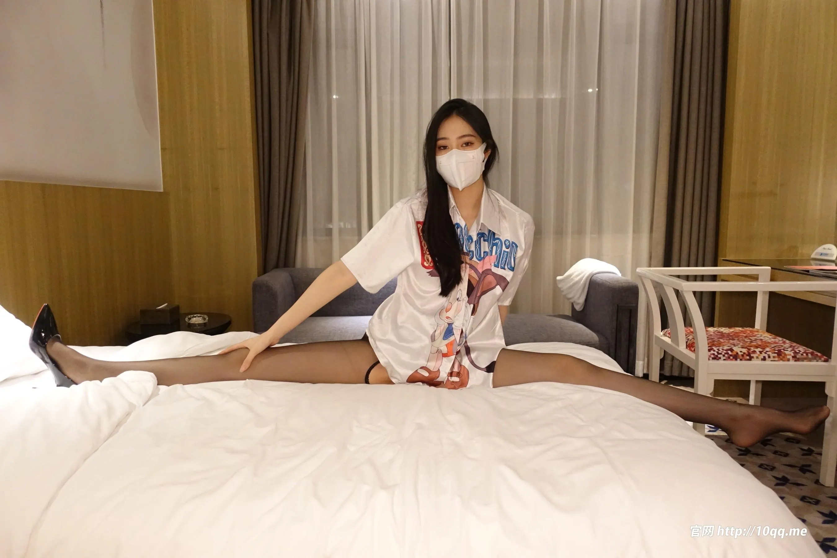 [ROSI口罩系列]2023.04.19 NO.2502 [78P]插图2